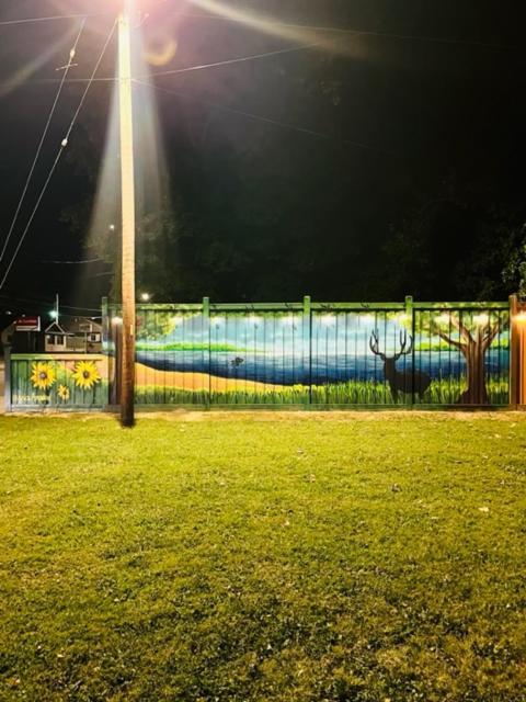 Benton Motel Luaran gambar