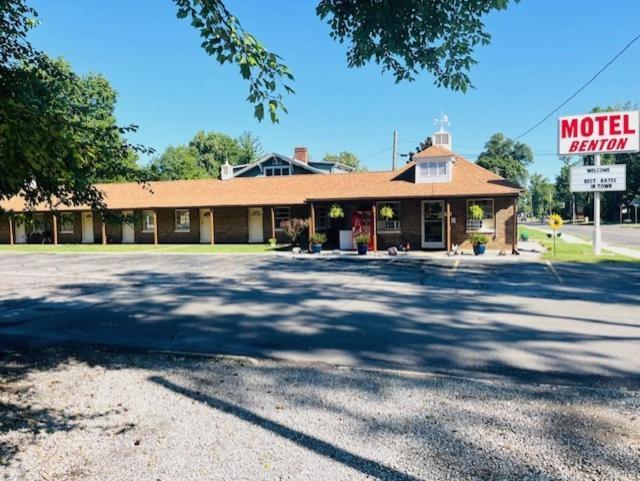 Benton Motel Luaran gambar