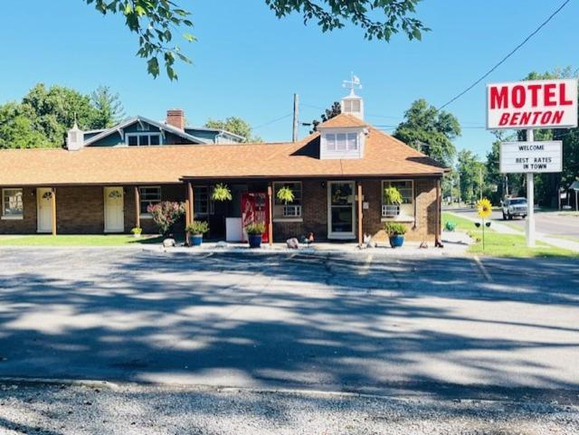 Benton Motel Luaran gambar