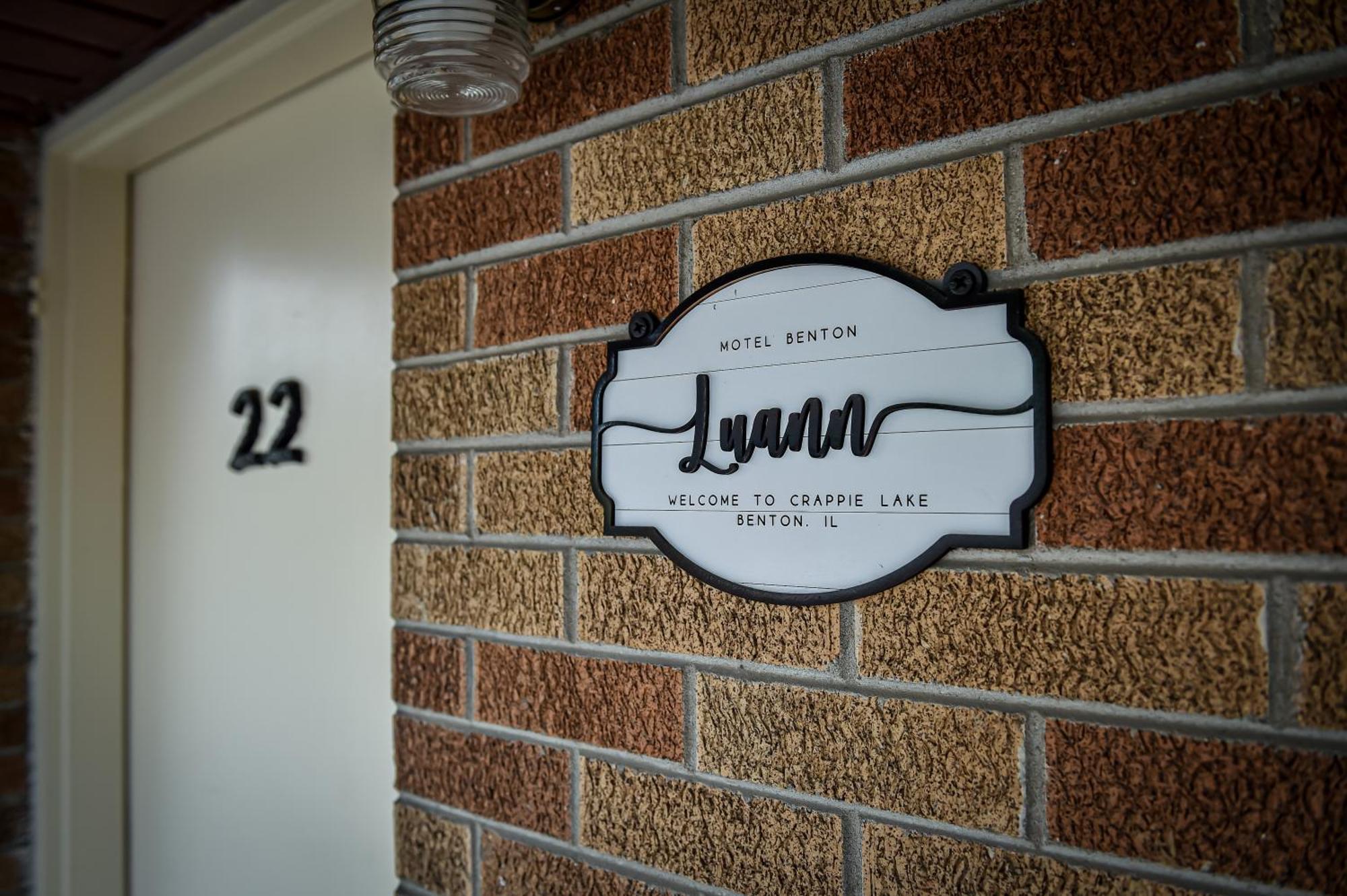 Benton Motel Luaran gambar